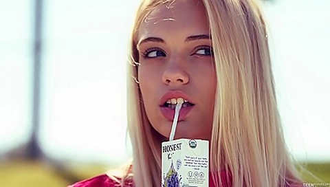 Small Tits XXX Videos (23729)